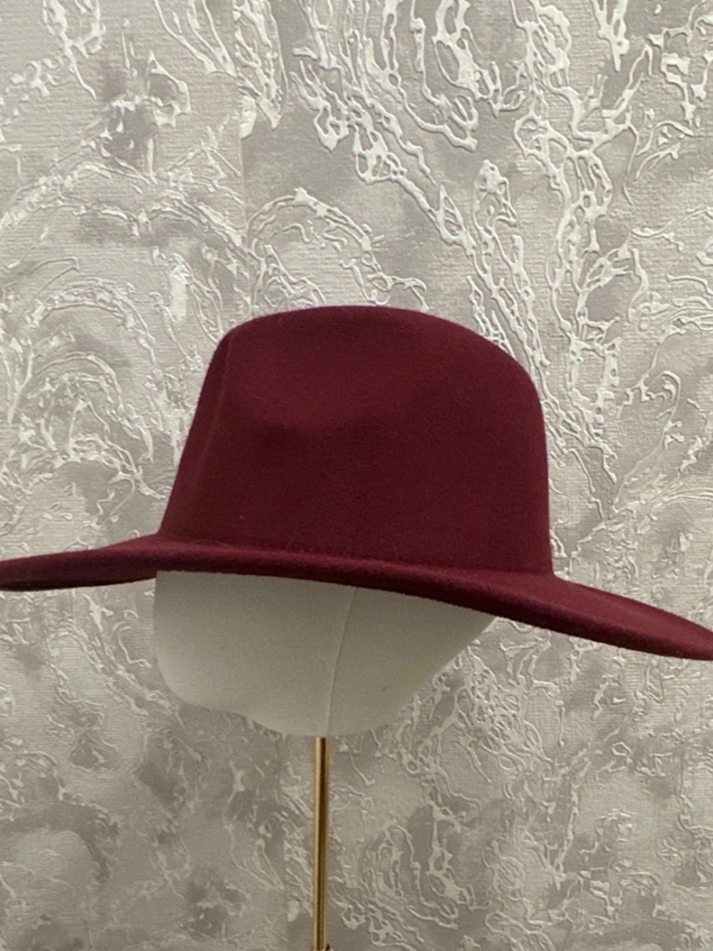 Women’s Burgundy Fedora Hat Wide Brim Solid One Size Felt